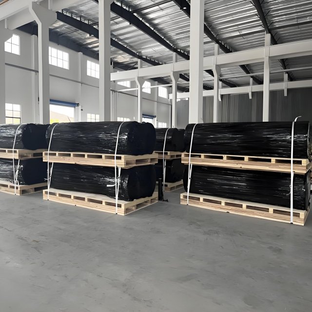 3000 mm breite PP-Gefl&uuml;gelmist-F&ouml;rderb&auml;nder