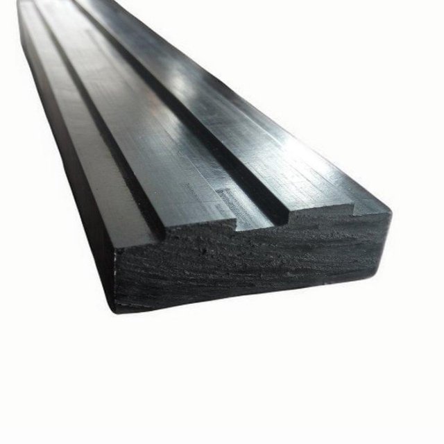 Guides de cha&icirc;ne &agrave; rouleaux en nylon - extrud&eacute;s